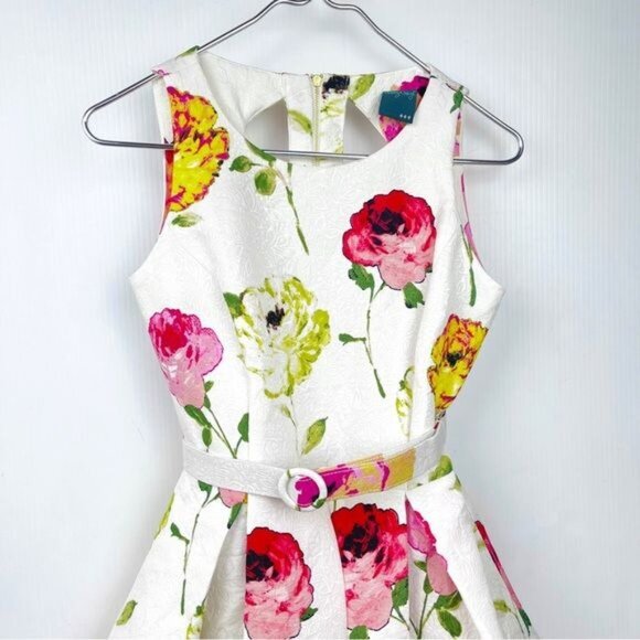 Gaby Skye white and pink floral damask like fabric pleated dress 4 - Picture 3 of 8